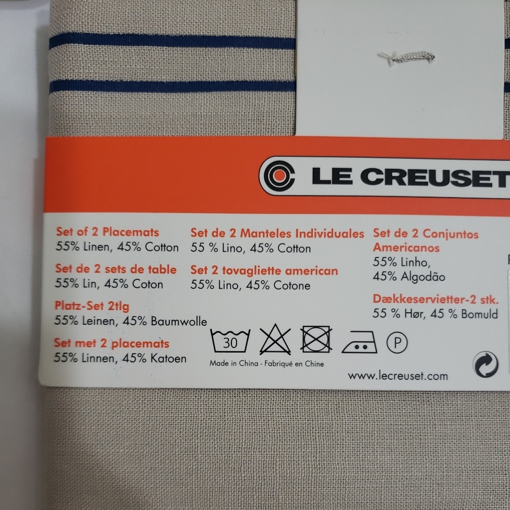 NWT Le Creuset Set of 2 Linen Placemats Marseille Packs 55% Linen 45% Cotton - Picture 5 of 6